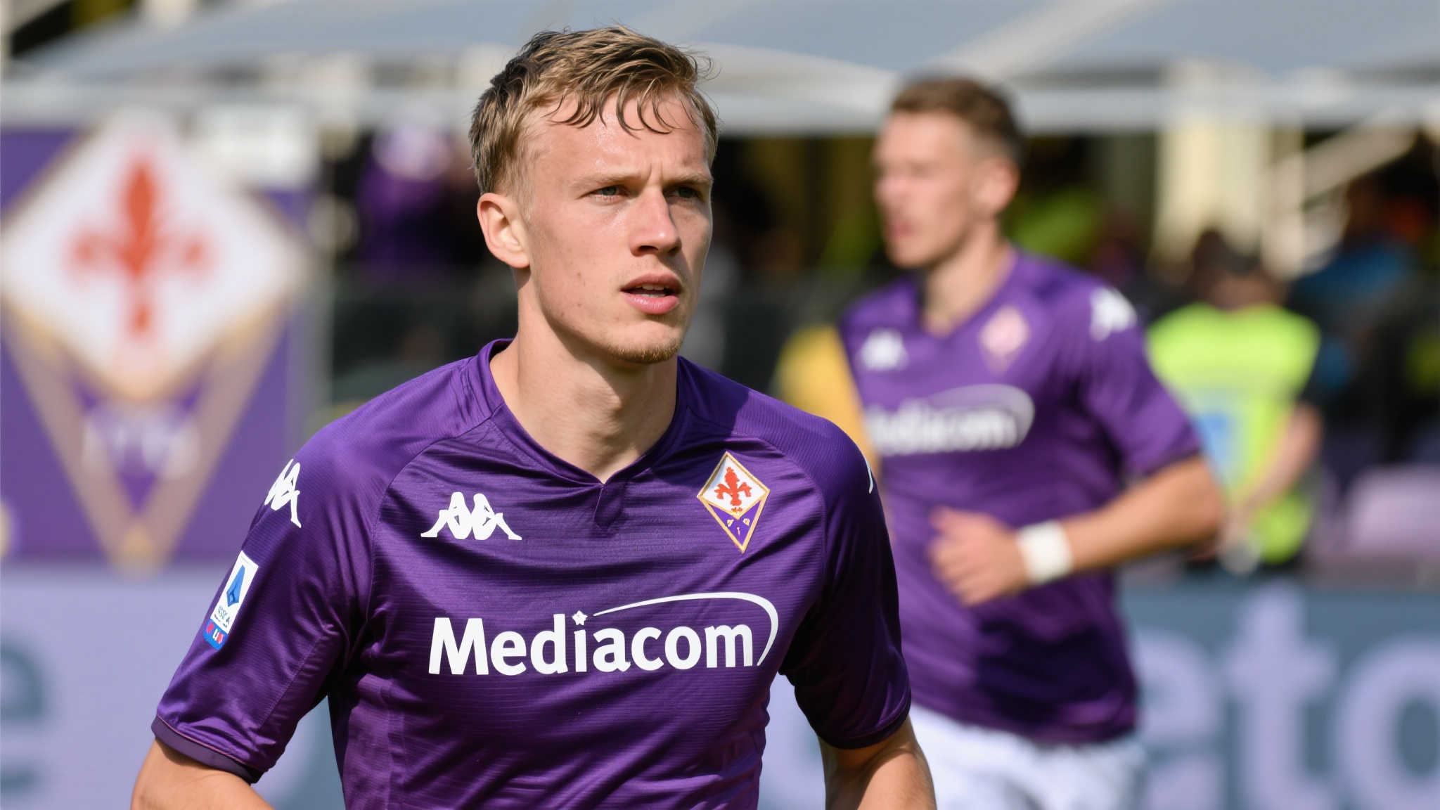 佛罗伦萨拒绝1700万欧买断古德蒙德森,热那亚需大幅降价才能谈拢 意甲转会市场风起云涌,各大俱乐部间的谈判成为球迷关